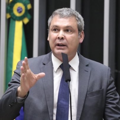 Aliados de Lula veem cerco à família Bolsonaro após operação em SP