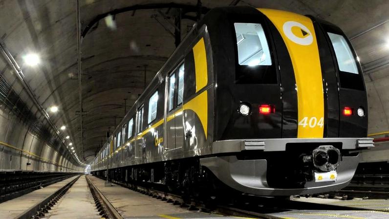 Trem da Linha 4 do Metrô de São Paulo, concessão da Motiva