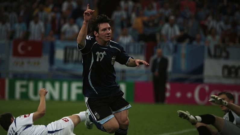 Artilharia histórica: relembre todos os 16 gols de Messi em Copas