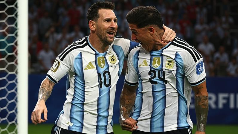 Fábio Lázaro: Argentina não joga para Lionel Messi, mas através dele