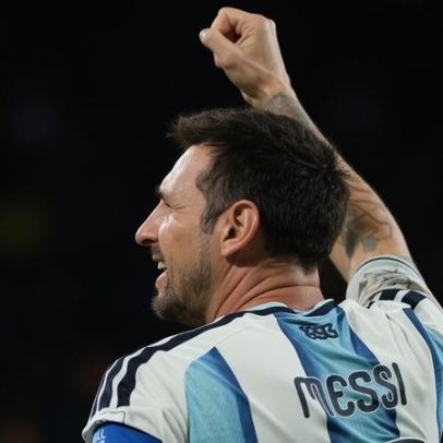 Jornais argentinos exaltam Messi em fábula brilhante