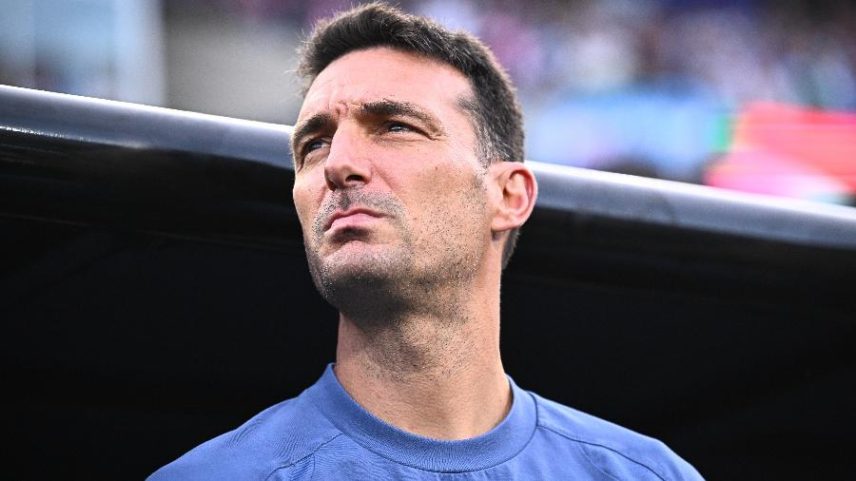 Lionel Scaloni, técnico da Argentina, durante jogo contra a Argélia
