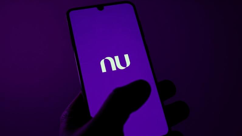Imagem da matéria: Nubank envia alerta por engano sobre suposta liquidação pelo Banco Central