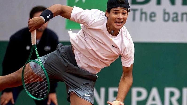 Luis Guto Miguel nas semifinais juvenis de Roland Garros em 2026