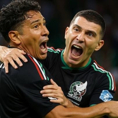 México vence Coreia e se torna a primeira seleção a se classificar