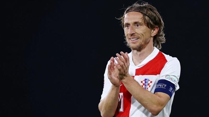 Luka Modric já chegou aos 40 anos, mas ainda lidera meio-campo da Croácia