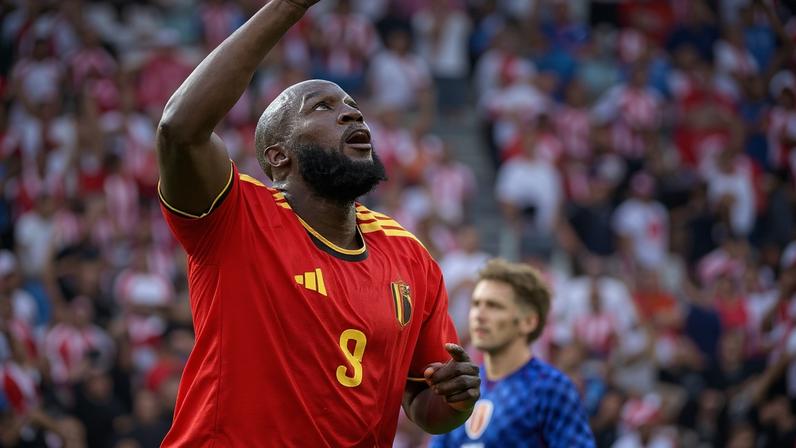 Lukaku comemora gol pela Bélgica contra a Croácia