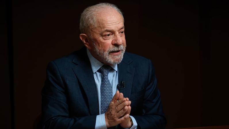 Lula vai a Washington negociar, mas depende de tarifas para propaganda
