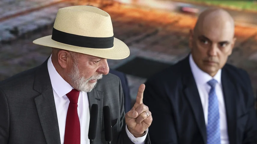 Lula e Alexandre de Moraes vêm desmoralizando o Brasil no exterior. (Foto: Marcelo Camargo/Agência Brasil)