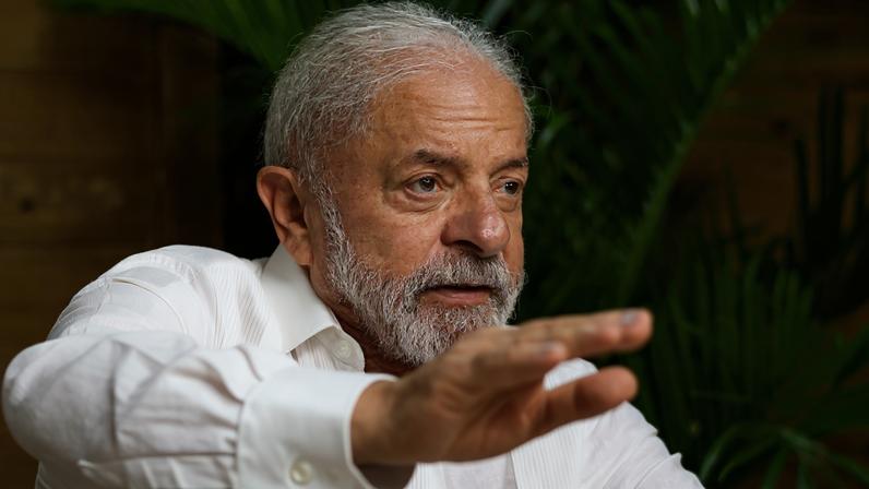 Lula critica protecionismo e defende soberania em discurso no G7