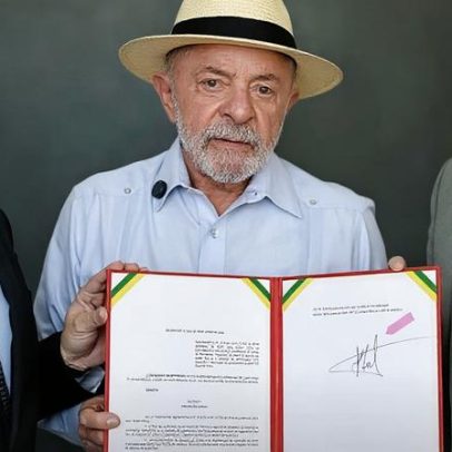 Lula assina decreto que bloqueia recursos de apostas ilegais