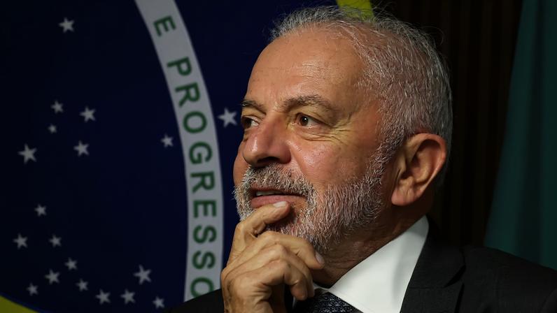 MP assinada por Lula exige nota mínima no Enamed para que formados em medicina possam exercer a profissão. (Foto: Marcelo Camargo/Agência Brasil)