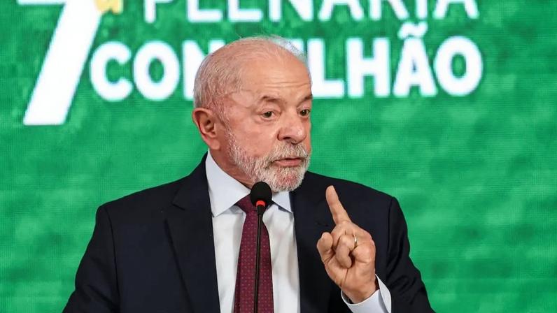 Presidente petista retomou ataques às redes sociais e ao mercado financeiro por causa de gastos do governo.