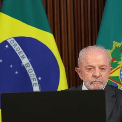 Lula diz que México tem caso semelhante aos protestos de 2013 no Brasil