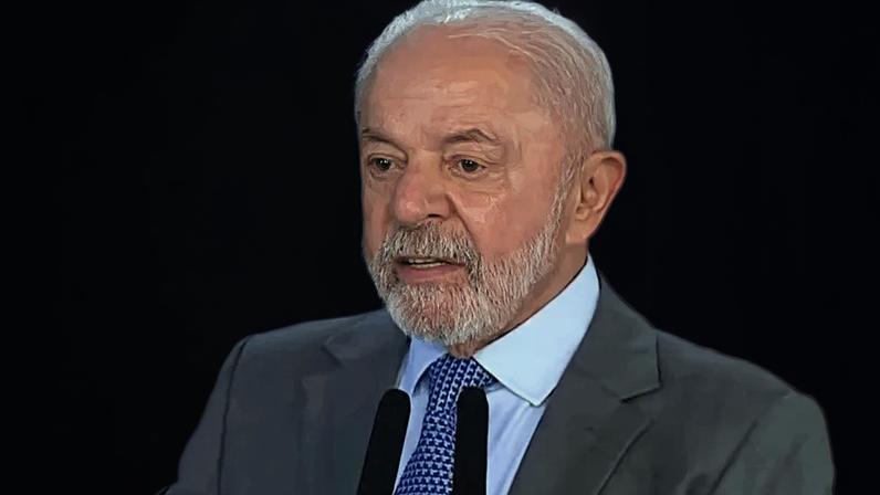 Lula afirma que terá prazer em criar lei contra o calote