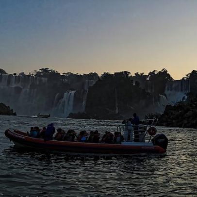 Governo lança edital de passeio nas Cataratas em área estadual sem aval do PR