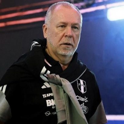 Mano Menezes afirma que qualquer técnico pode vencer no Flamengo ou no Palmeiras