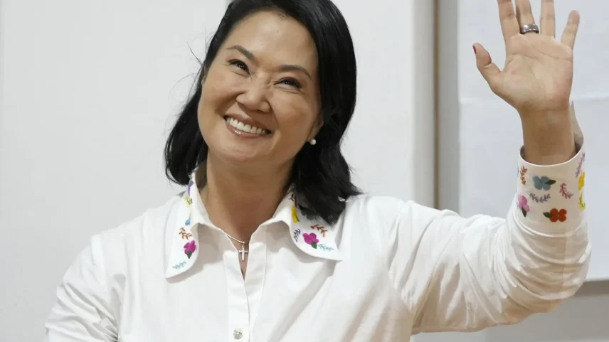 Keiko Fujimori conquistou vantagem irreversível na apuração no Peru e está eleita para a presidência do país. (Foto: John Reyes/EFE/ARQUIVO)