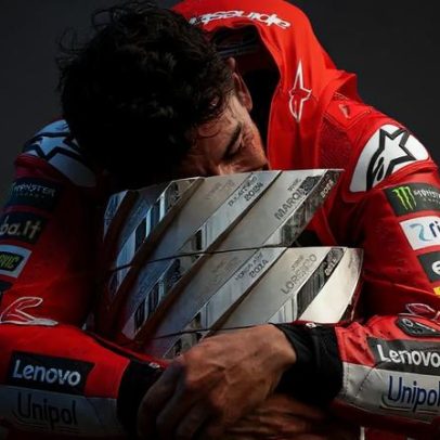 Marc Márquez renova com a Ducati por mais duas temporadas