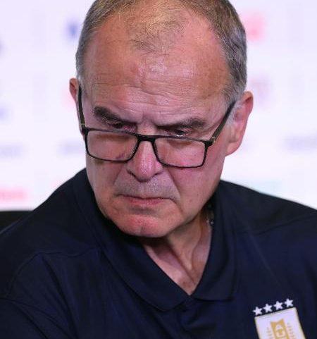 Marcelo Bielsa durante entrevista coletiva após Uruguai x Arábia Saudita
