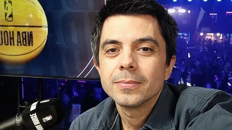 Narrador Marcelo Gomes será a voz das finais da NBA na Amazon