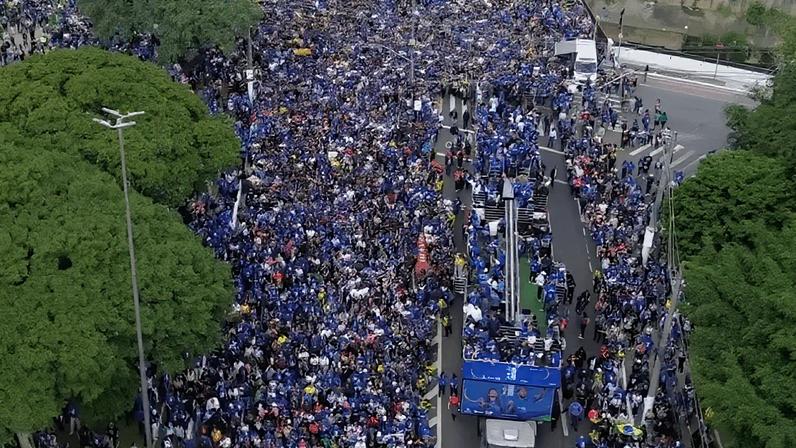 Marcha para Jesus mobiliza cerca de 35.000 pessoas em São Paulo