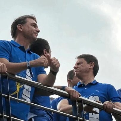 Flávio é ovacionado e Messias se isola em trio na Marcha para Jesus