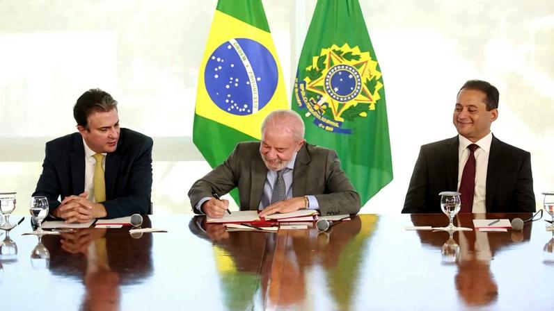 Nova Política de Educação a Distância (EaD) foi assinada por Lula em maio de 2025