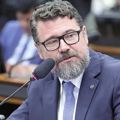 Conselho de Ética aprova afastamento de Pollon por xingamento a Motta