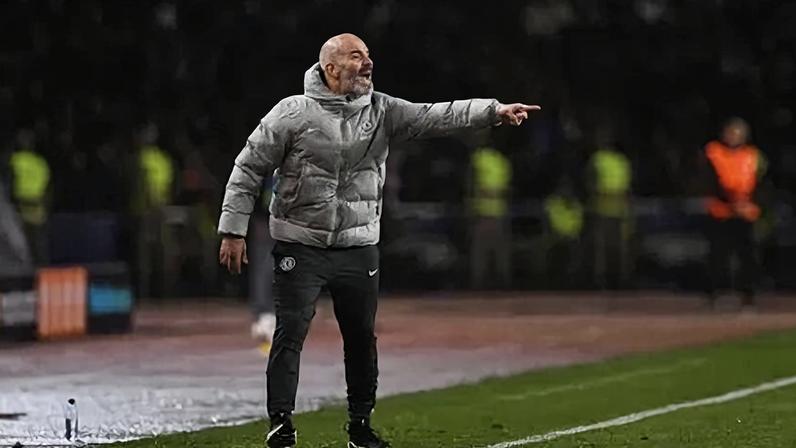 Maresca, técnico do Chelsea, em partida da Champions League