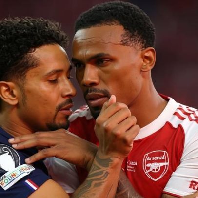 Marquinhos explica abraço em Gabriel Magalhães e admite falha em 2022