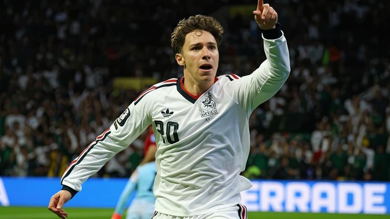 Mateo Chávez, do México, comemora gol contra a Tchéquia na Copa do Mundo