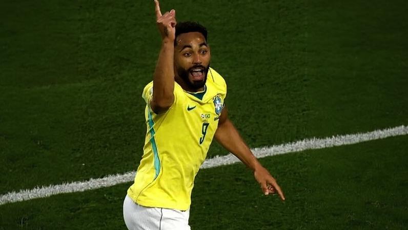 Matheus Cunha, do Brasil, celebra gol sobre a Escócia em jogo da Copa do Mundo