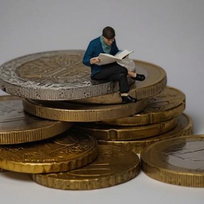 Milionários globais atingem novo recorde em 2025, aponta pesquisa