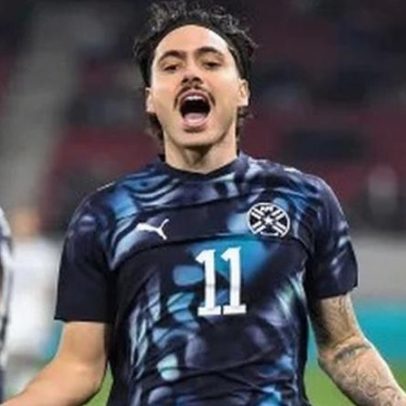 Mauricio faz feito inédito para Palmeiras e Paraguai em Mundiais