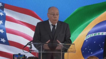 Chanceler Mauro Vieira falando na Embaixada do Brasil nos Estados Unidos, em Washington
