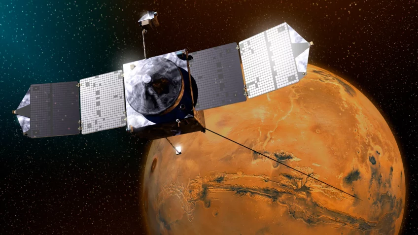A espaçonave (na imagem) realizava a retransmissão de dados científicos para os rovers Curiosity e Perseverance