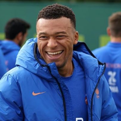 Insatisfação de Mbappé envolve futebol, apostas e influência