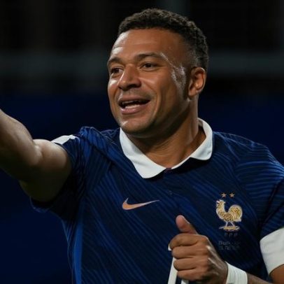 Mbappé minimiza disputa por recorde com Messi: não olho para o que ele faz
