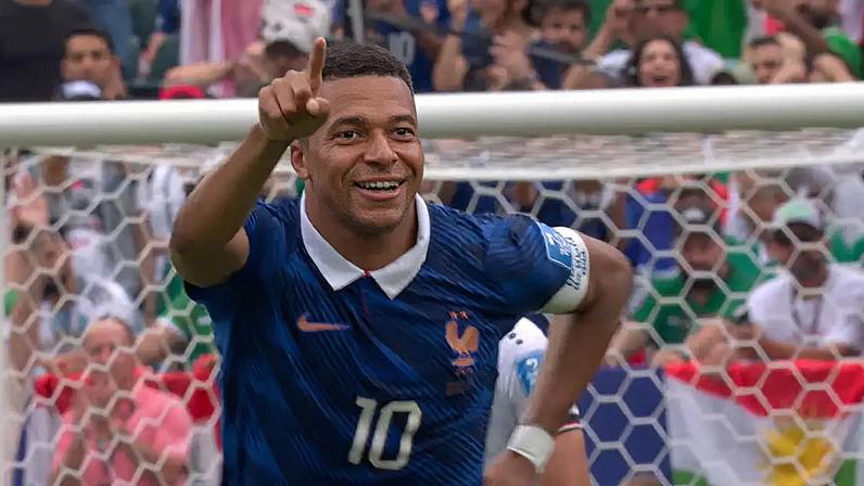 Kylian Mbappé celebra gol pela Seleção da França contra o Iraque