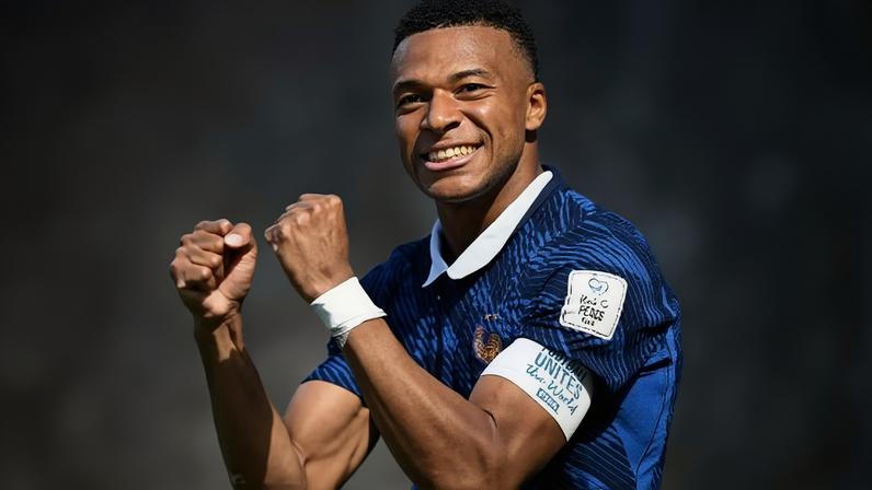 Mbappé comemora gol contra Senegal na estreia da França na Copa do Mundo 2026