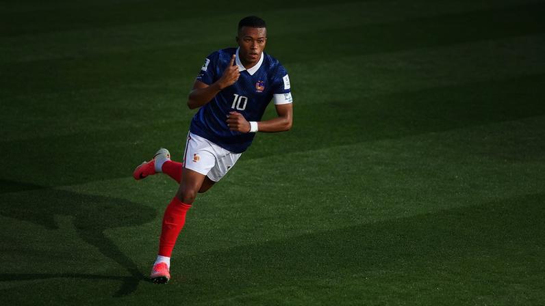 Mbappé marca terceiro gol em França x Senegal — Foto: Reuters