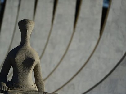 Proposta para conter pautas-bomba avança no STF