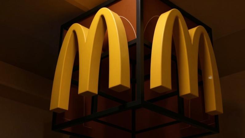 'O pedido de sempre': novo drive-thru com IA do McDonald's vai lembrar dos clientes