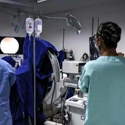 Projetos aprovam reajuste na bolsa de médicos residentes