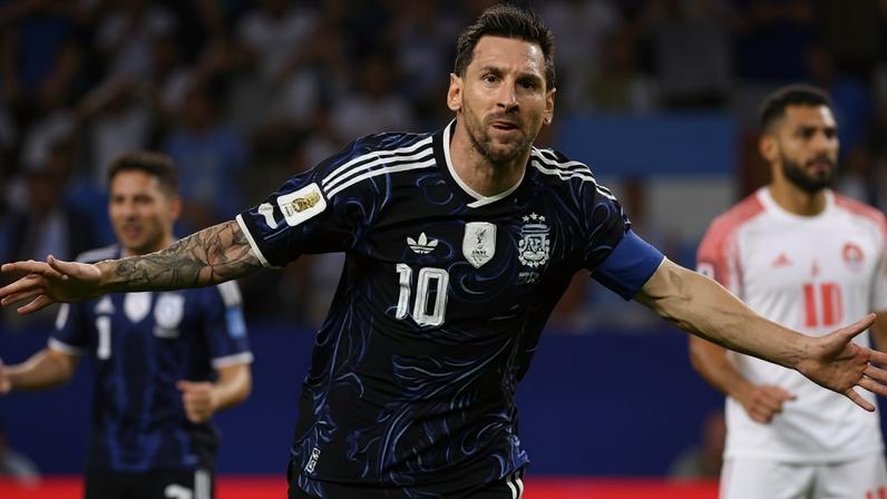 Messi celebra gol na Copa do Mundo de 2026