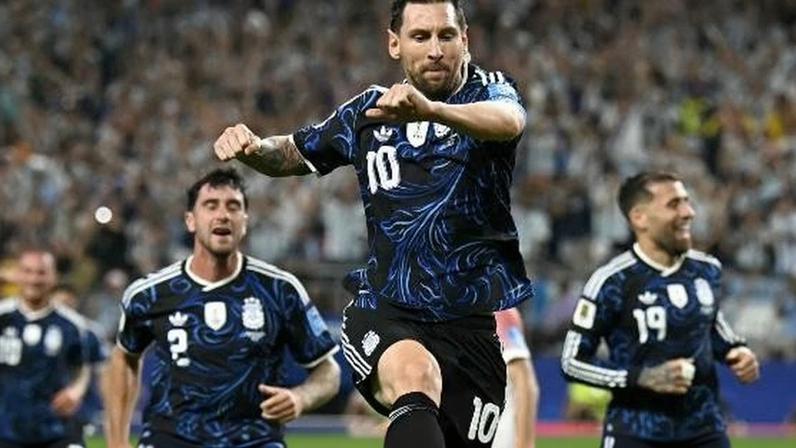 Messi comemora gol contra a Jordânia na Copa do Mundo 2026