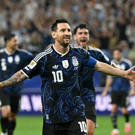 Messi, da Argentina, comemora gol contra a Jordânia na Copa do Mundo