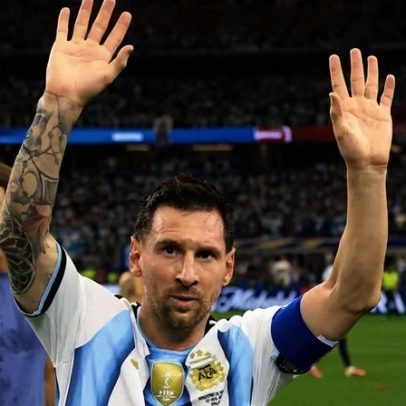 Messi alcança 18 gols, supera Marta e vira maior artilheiro da Copa