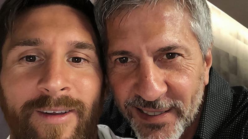 Jornalista argentina demitida após alegação de crime envolvendo o pai de Messi